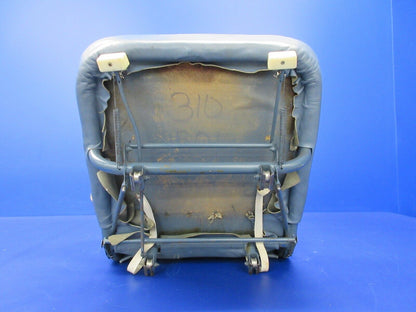 Cessna 310 / 310R RH Center Seat P/N 0812874-11 (1124-1433)