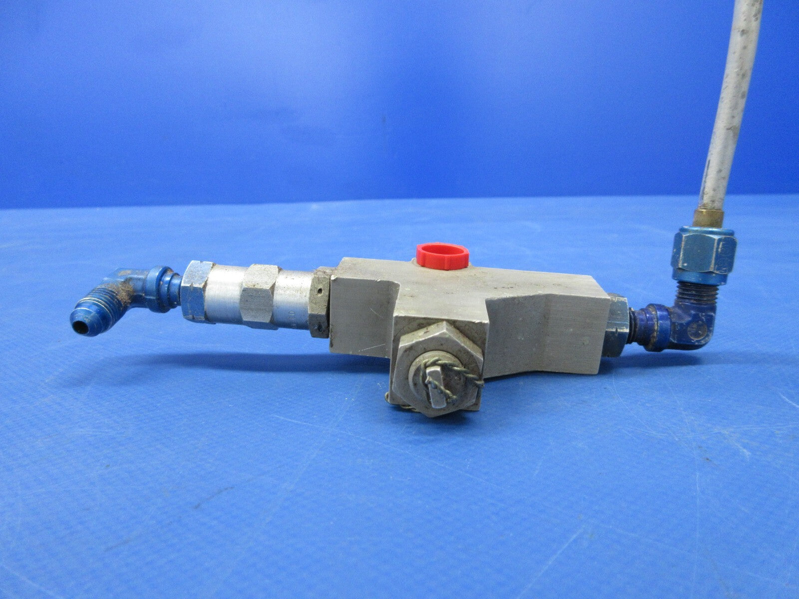 Bell 47J-2 Conair Power Cylinder Lock & Load Limiter 4010-A (1124-1367)6