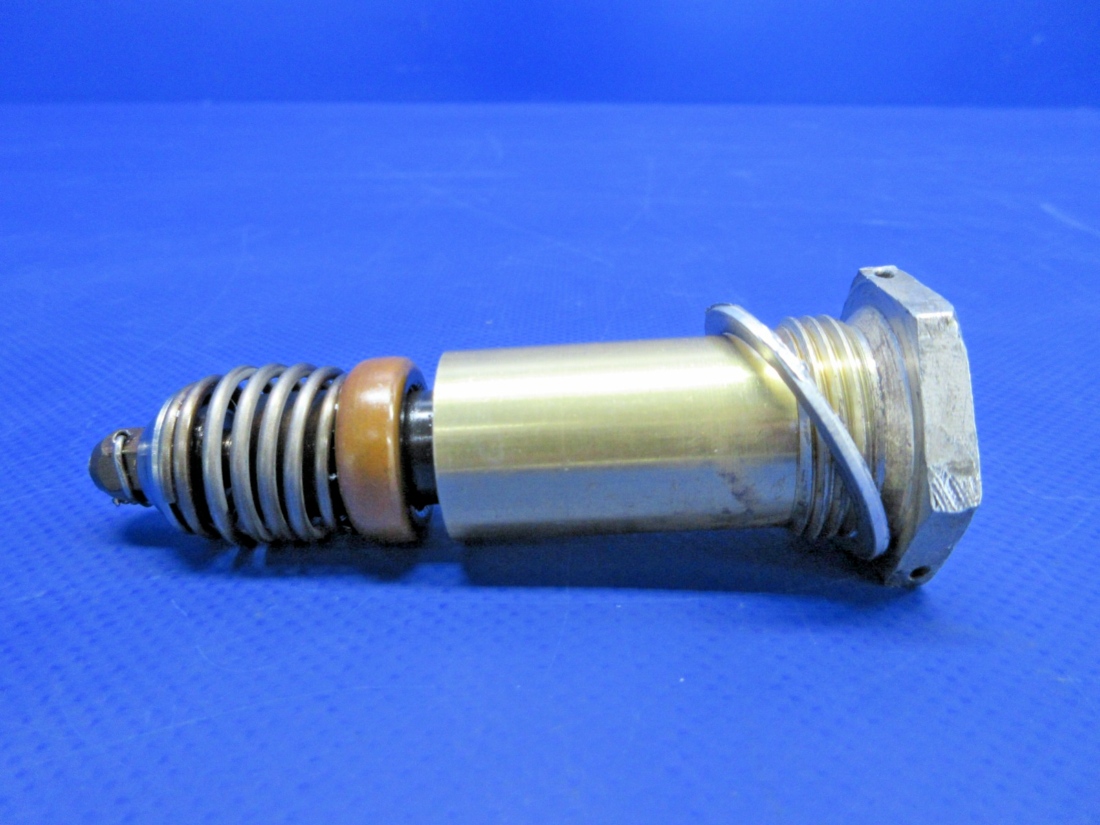 Lycoming / Beech D95A Travel Air Vernatherm Valve P/N 75944 (0326-822)6