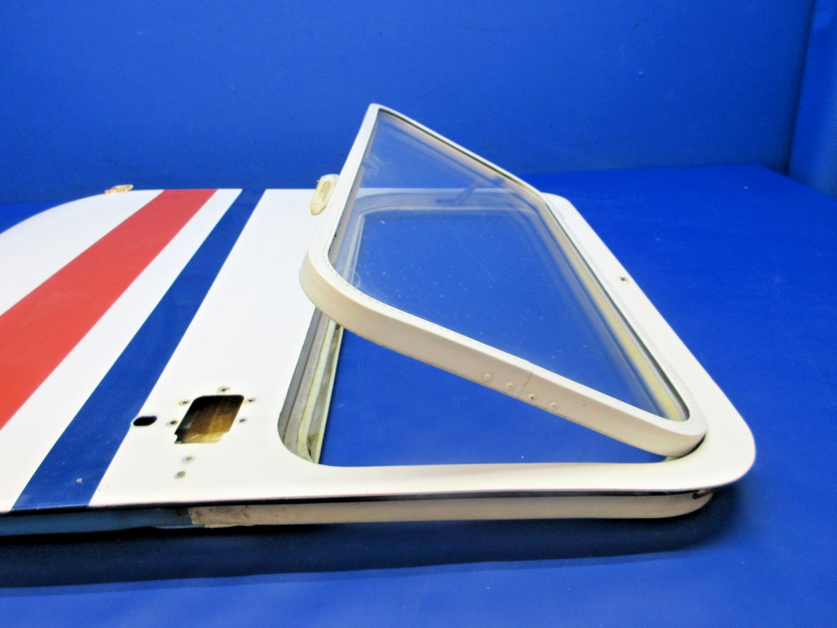 Cessna 172 / 172M LH Cabin Door P/N 0511803-1 w/ Hinges (0726-856)15