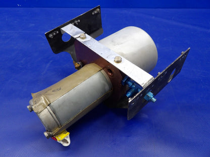 Cessna 172 / 172RG Hydraulic Power Pack  P/N 9881141-1RX  TESTED (0626-1336)9