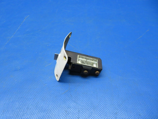 Piper PA-23-250 Aztec Safe Flight Lift Detector P/N C-52207 TESTED (0724-100)