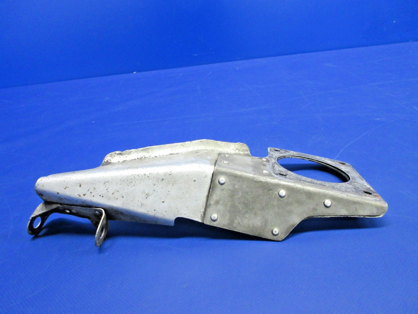Cessna 310 / 310I Engine Control Bracket P/N 0850449-4 (0326-936)8