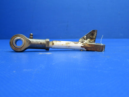 Piper Comanche LH Main Gear Link Assy Side Brace Lower P/N 20768-00 (1223-1135)3