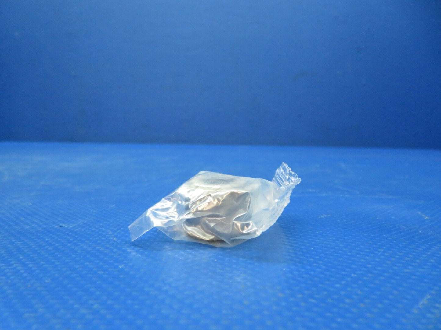 McFarlane Carter Bearing Yoke Roller P/N MS21442-121 NOS (0524-192)