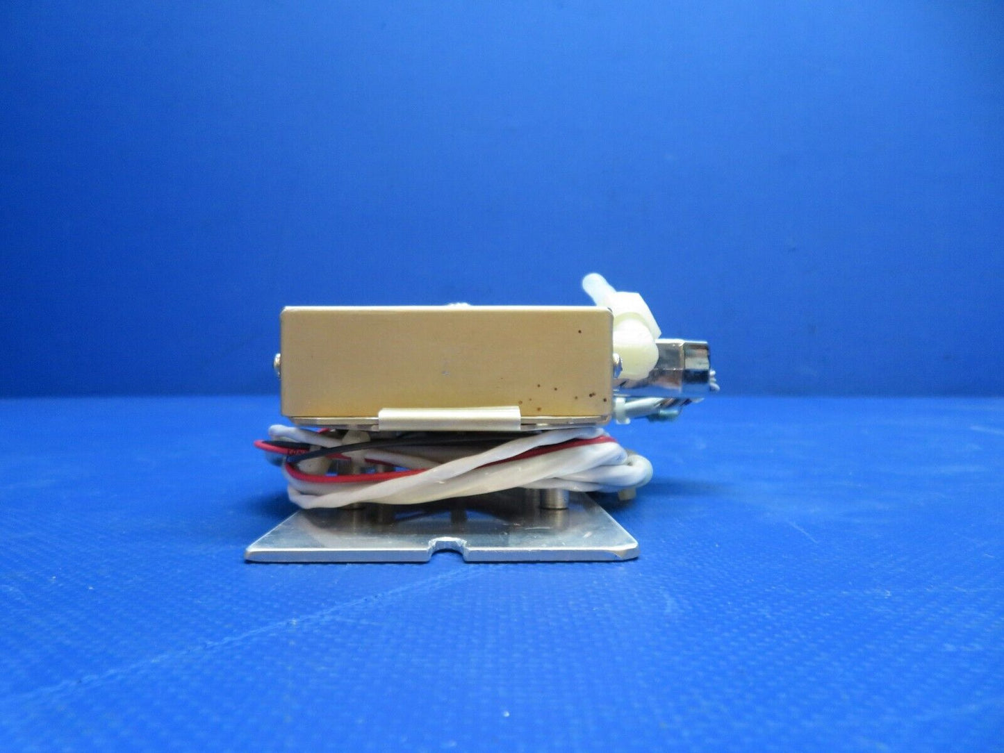 =T.C.I All-Solid State Altitude Digitizer 14/28v P/N SSD120-35C-RS232 (1124-134)