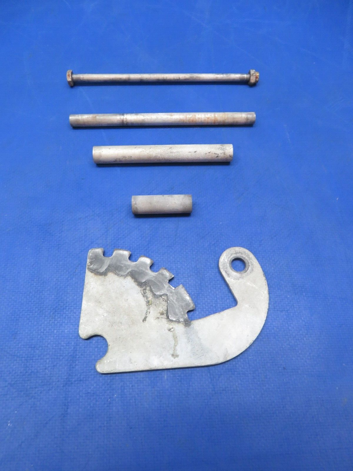 Early Cessna 172 Flap Handle Ratchet w/ Spacers P/N 0510171-1 (0823-477)