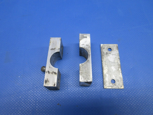Piper PA-23-250 Nose Wheel Steering Tube Bearing Block Assy 18399-300 (0624-824)0