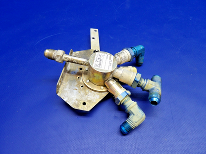 Cessna 337 / 337D Skymaster Airborne Fuel Valve P/N 1H12-2 Model 8N (0426-1341)4