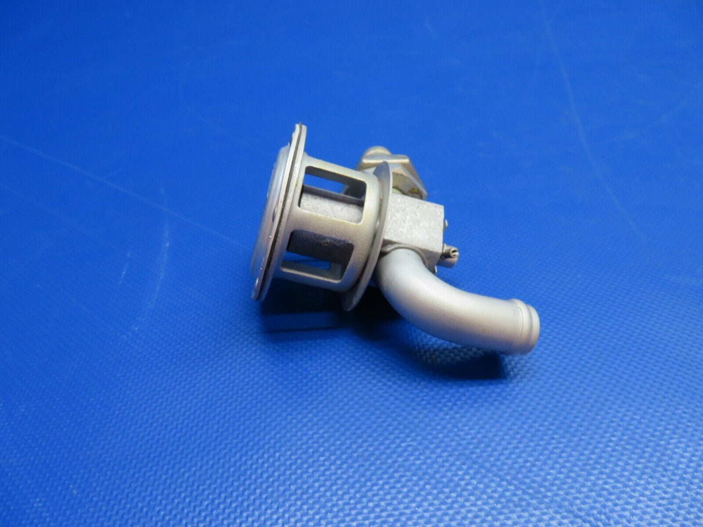 Airborne Vacuum Regulating Valve P/N 2H3-10 NOS (0424-1177)