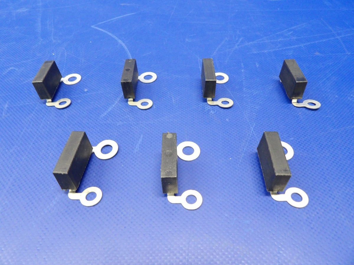 Hartzell Capacitor P/N ES4114 LOT OF 7 NOS (0426-1402)5