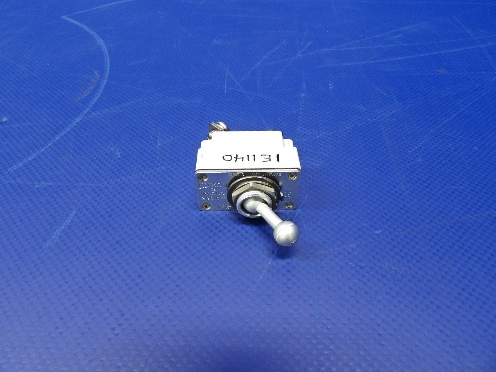 Klixon Circuit Breaker 25 Amps P/N 7270-5-25 NOS (0426-1282)2