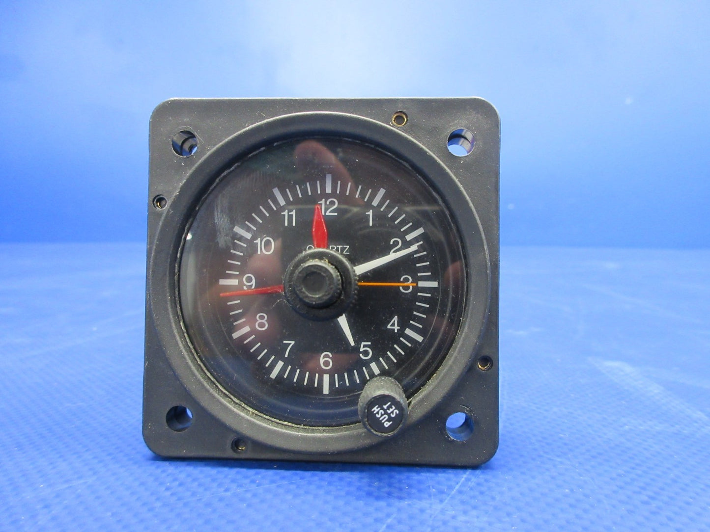 Cessna 172M Mid-Continent Quartz Clock 12-32V P/N MD-91LET TESTED (0726-728)0