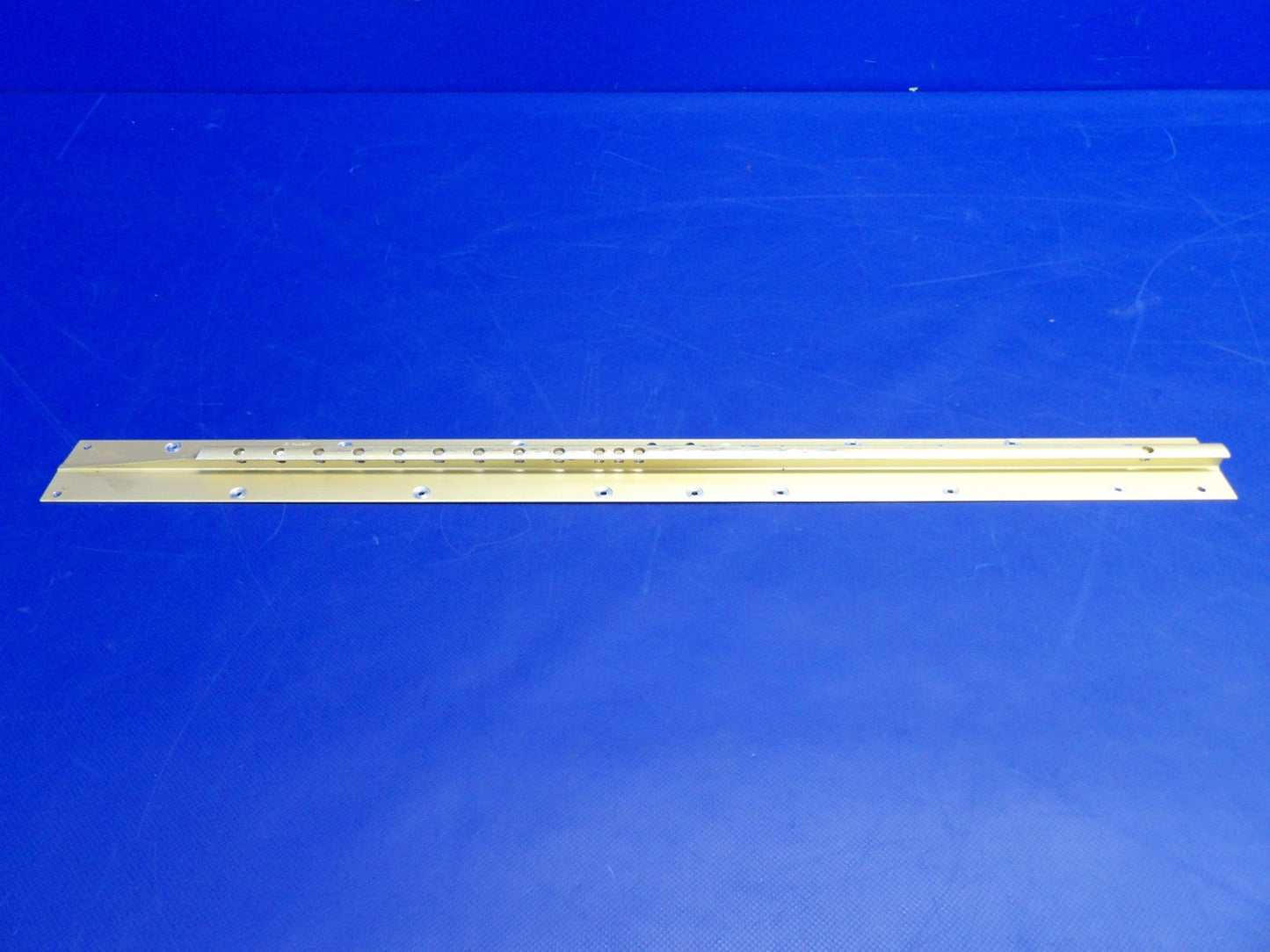 Cessna 172RG McFarlane RH INBD/LH OTBD Seat Rail P/N MC2414002-2 (0626-1491)6
