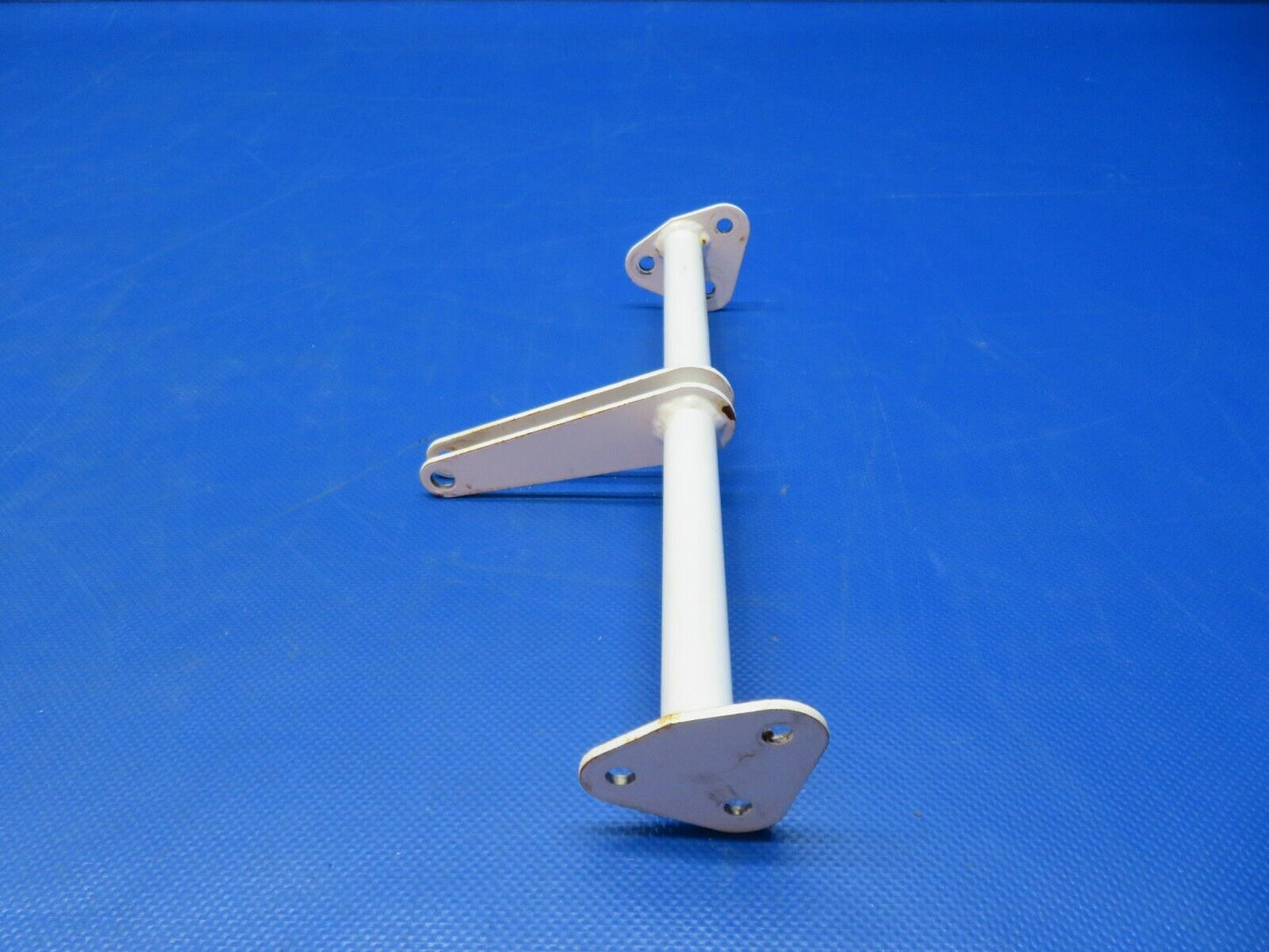 Arion Lightning LS-1 Rear Elevator Bellcrank P/N ALE-0030 (0424-121)