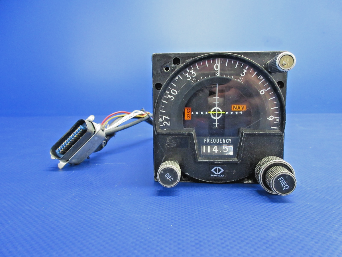 Beech Narco Avionics NAV-12 VOR/LOC/GS w/Connectors WARRANTY (0926-2161)0