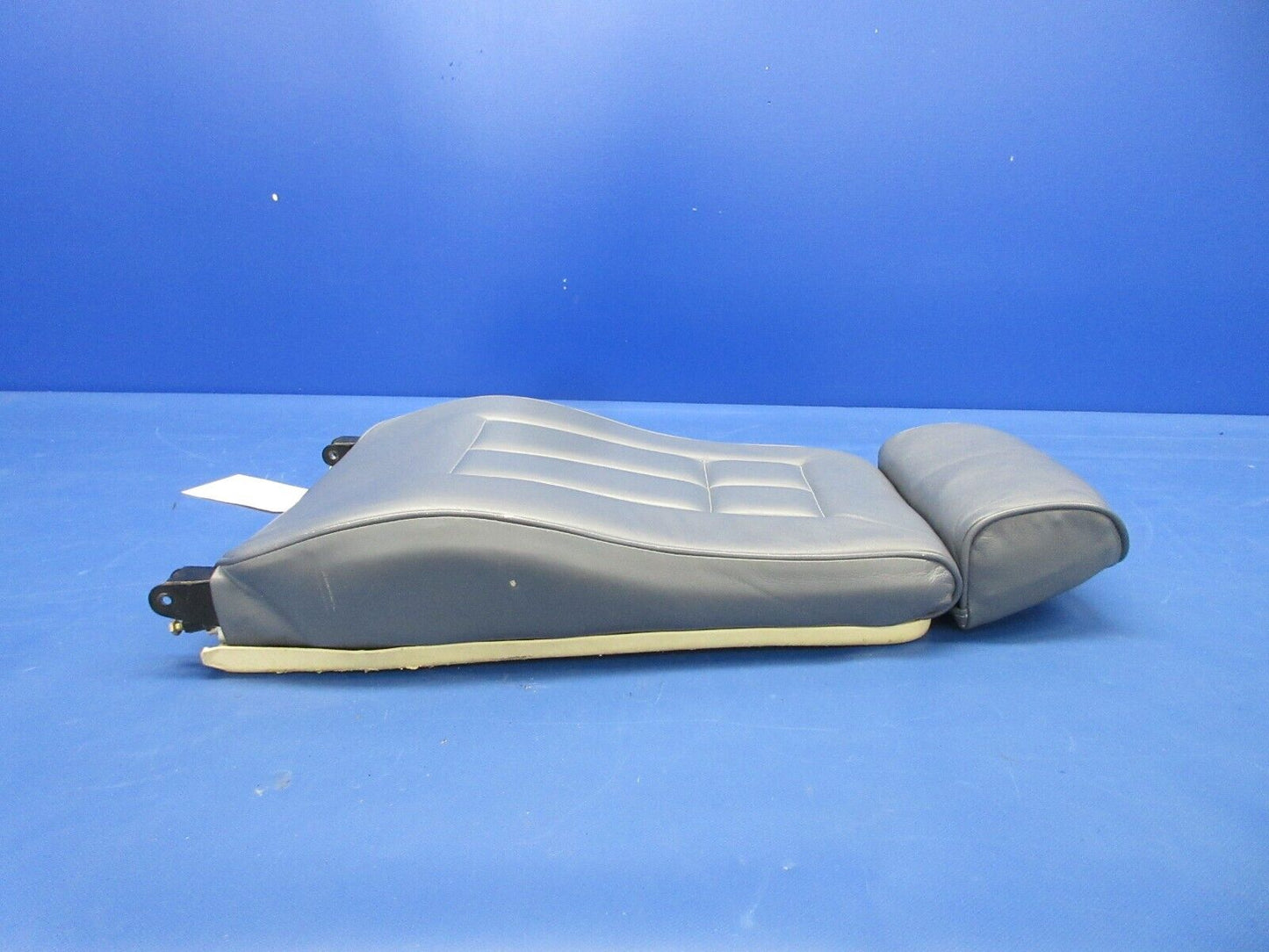 Piper PA-34-200T Seneca II Rear Seat Back Cushion P/N 79337-16 (0524-633)