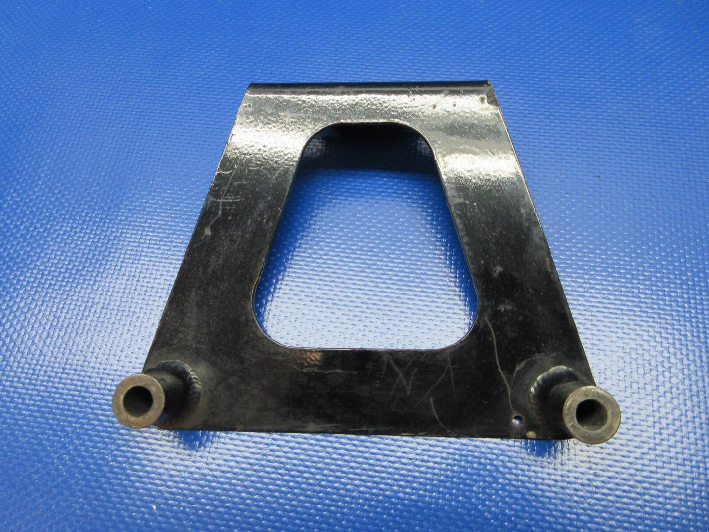 Piper PA-46 Lycoming TIO-540-AE2A Baffle Bracket P/N 85593-02 (1124-1385)5