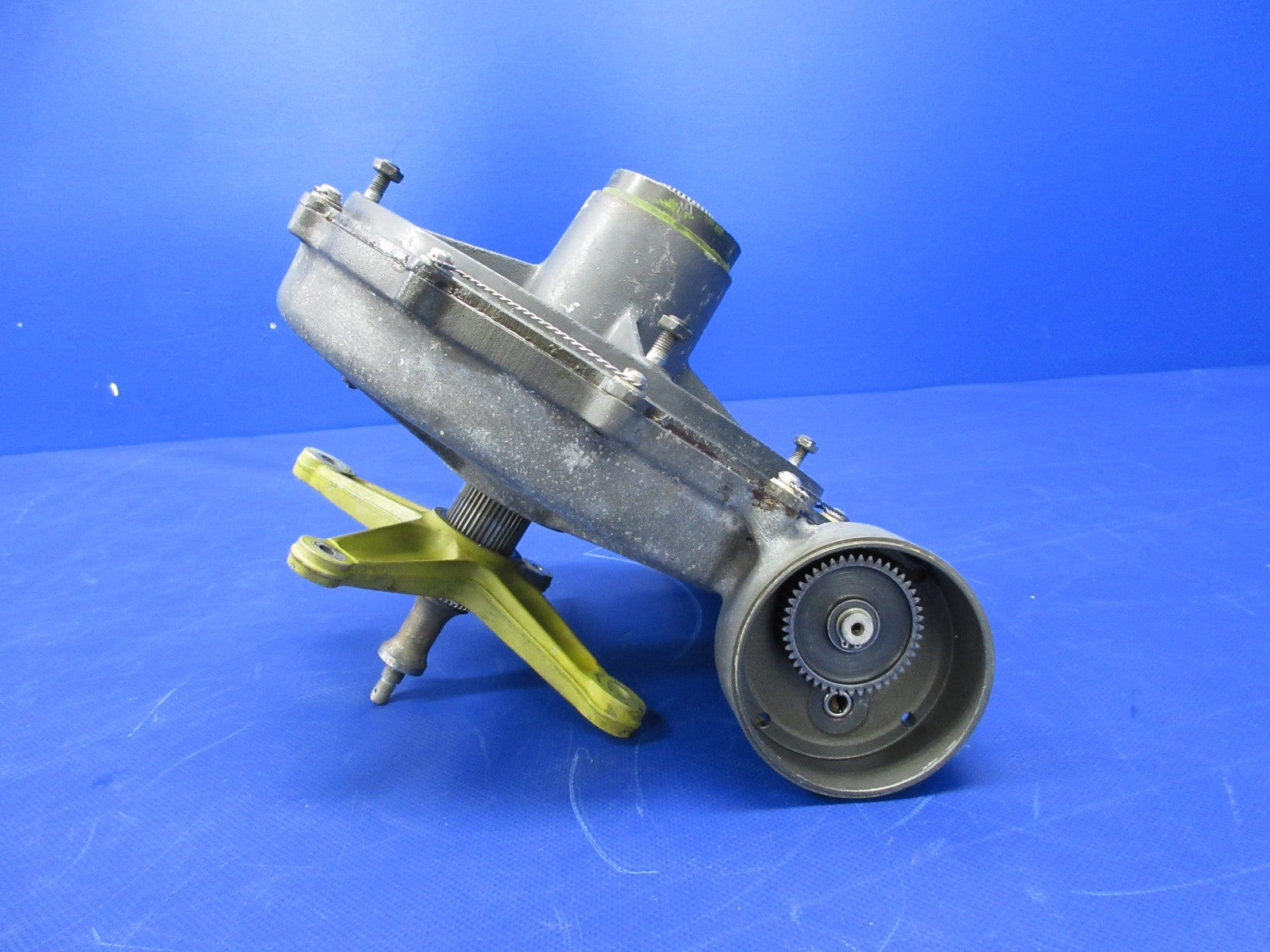 Beech 95 / D95A Travel Air Main Gear Retract Actuator P/N 95-810017-7 (0326-846)11