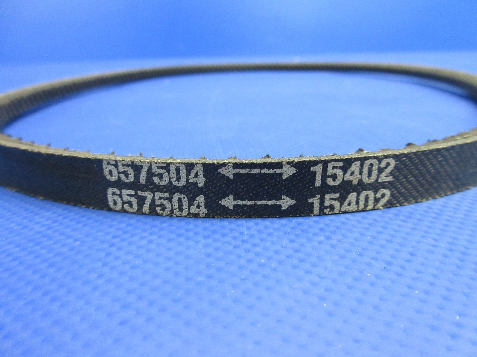 Continental IO-360 Alternator Drive Belt P/N 657504 LOT OF 2 NOS (0326-745)2