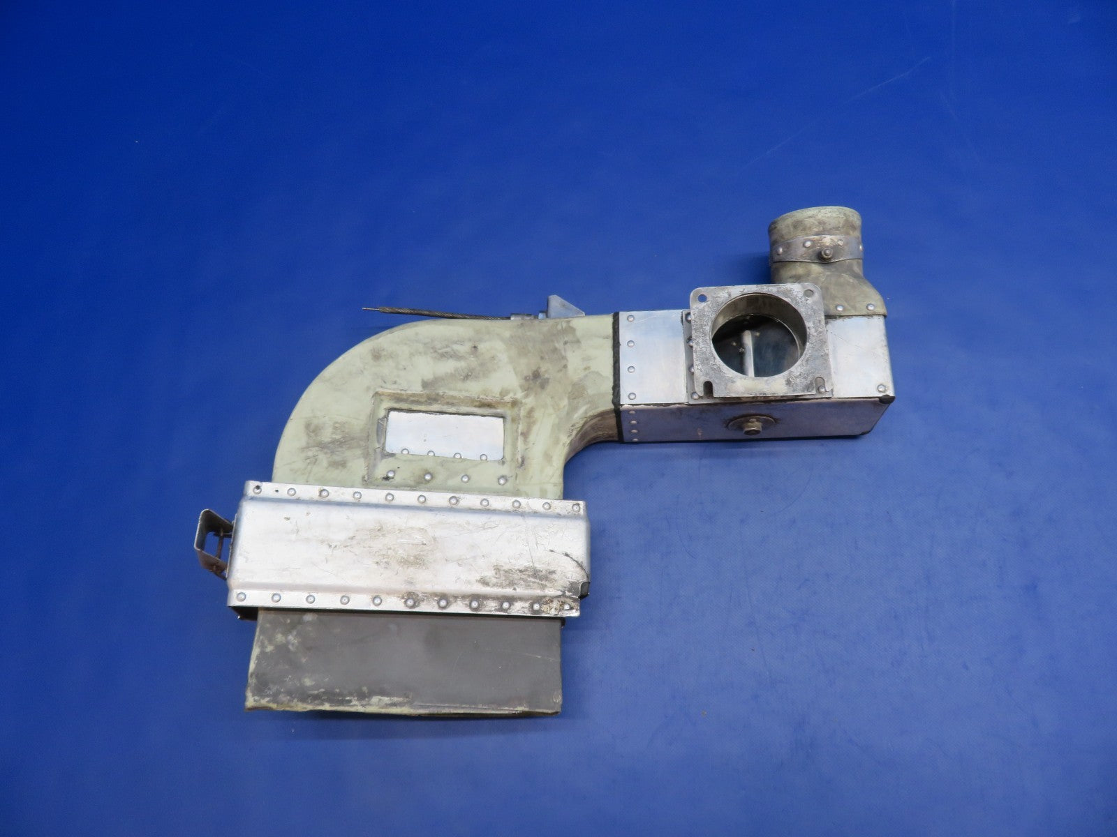Cessna 310 / 310J Air Induction Box P/N 0850440-10, 0850440-11 (0326-1756)12