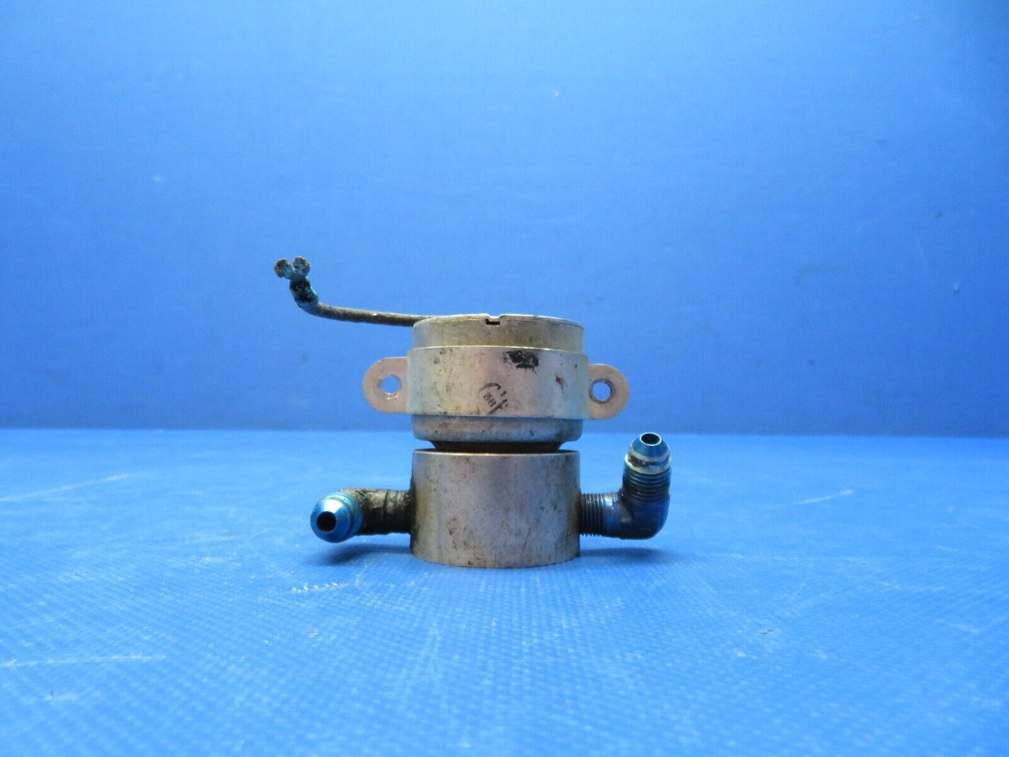 Early Cessna Stewart Warner Fuel Solenoid Valve G-489578-24-V TESTED (0724-107)