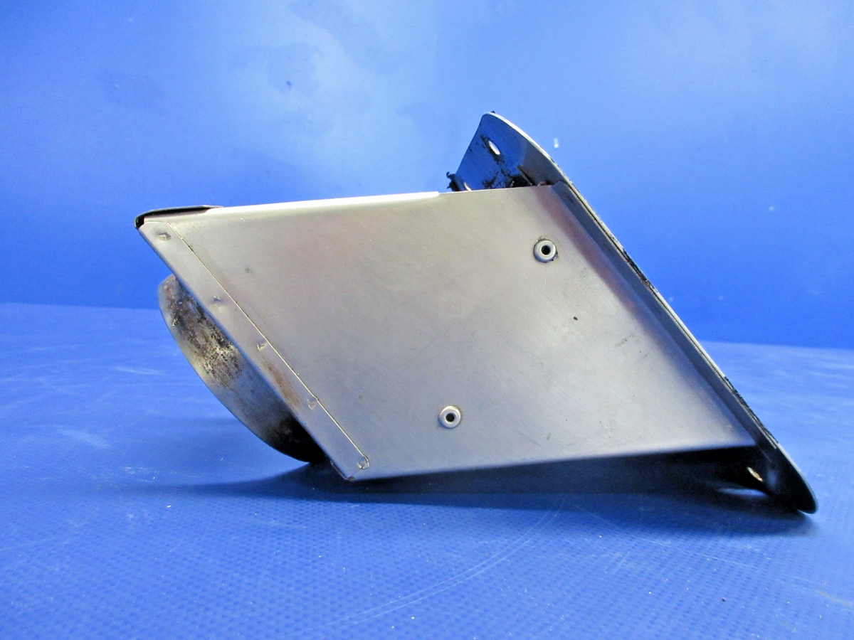 Diamond DA-40 Heat Valve / Airbox P/N DA4-2143-30-00 (0726-876)6