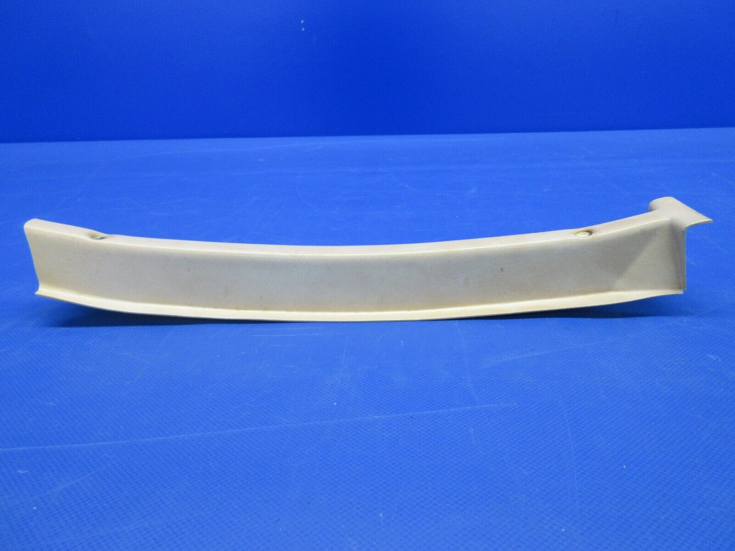 Piper 28-180 Upper Rear Window Side Skin Trim 62693-00 & 62693-01 (0434-1136)