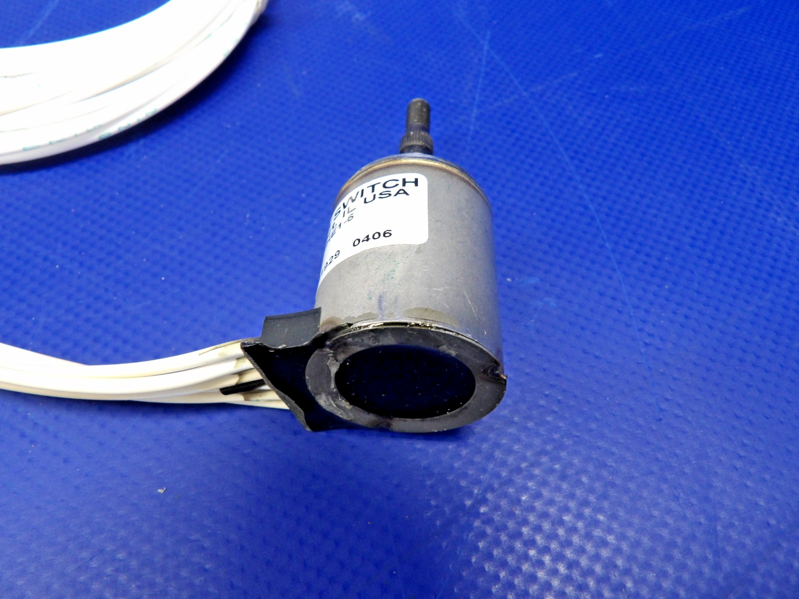 Beech Beechjet 400 Honeywell Main Gear Safety Switch P/N 41HE1-6 NOS (0426-1277)11