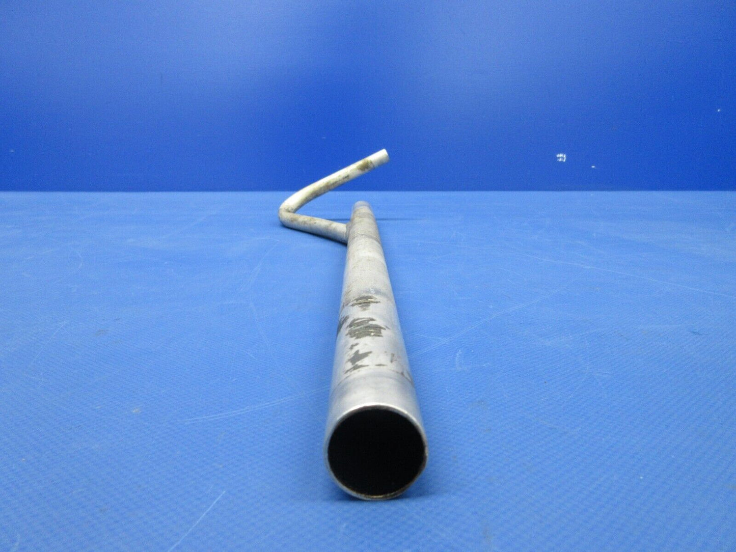 Piper PA-23-250 Aztec Engine Breather Tube Assy P/N 16637-00 (0624-868)