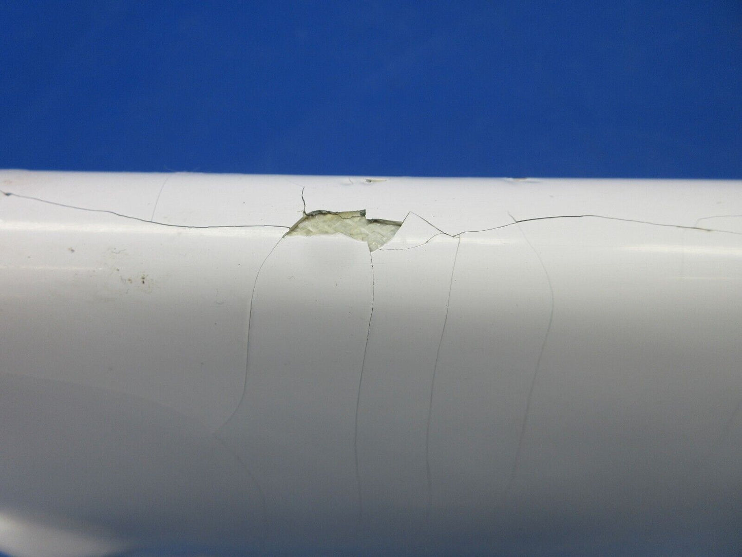 Piper PA-34-200T Seneca II Fin Tip Assy P/N 95908-13 (0524-2072)