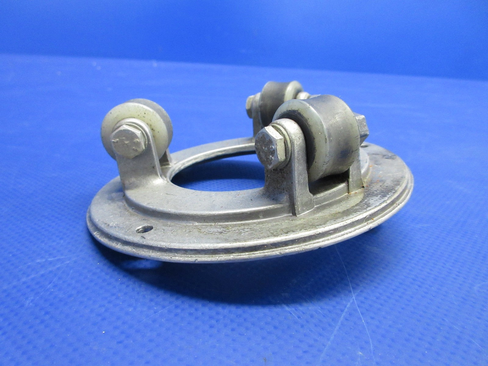 Beech D95A Travel Air Control Column Hanger P/N 35-524125 (0326-786)12