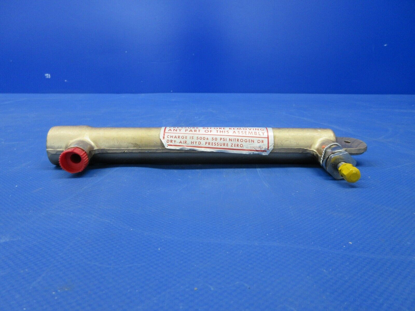Cessna 337 / P337H Door Close Accumulator Assy P/N 1281033-1 (0724-1250)
