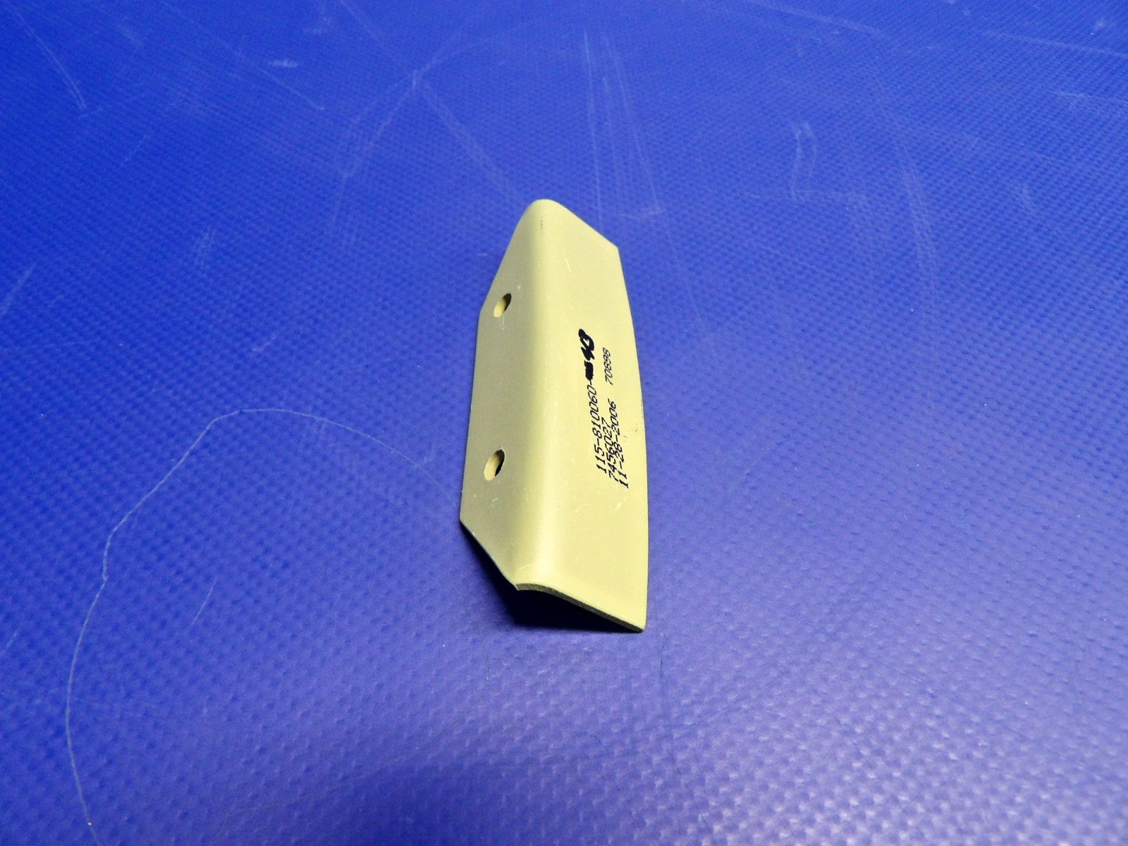 Beech King Air 100 Main Gear Door Bracket w/ 8130 115-810060-43 NOS (0426-1264)8