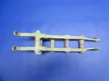 Bell 47J-2 Helicopter Power Cylinder Support P/N 47-725-857-10 (1124-948)
