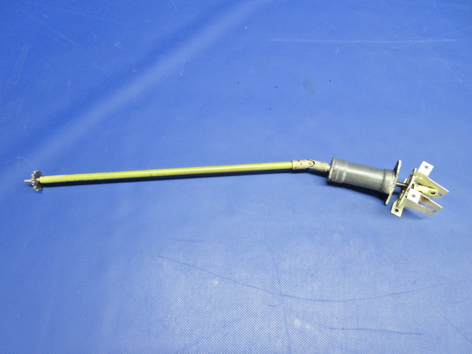 Beech D95A Travel Air Rudder Trim Tab Actuator P/N 95-520011-601 (0326-728)3