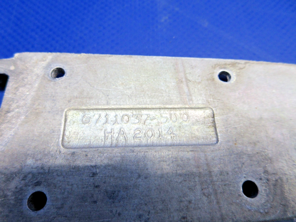 Cessna 150 / 152 RH LWR Cabin Door Hinge P/N 0413426-3, 0711037-500 (0926-876)4