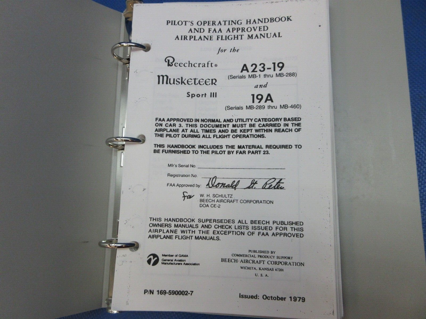 Beech A23-19 & 19A Pilot's Operating Handbook P/N 169-590002-7 (0924-1461)