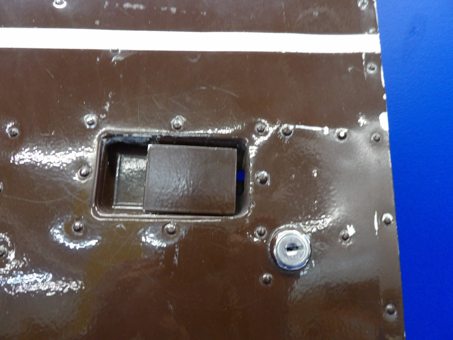 Cessna 182 / 182L Baggage Door NO Key P/N 0711629-5 (0226-2042)1