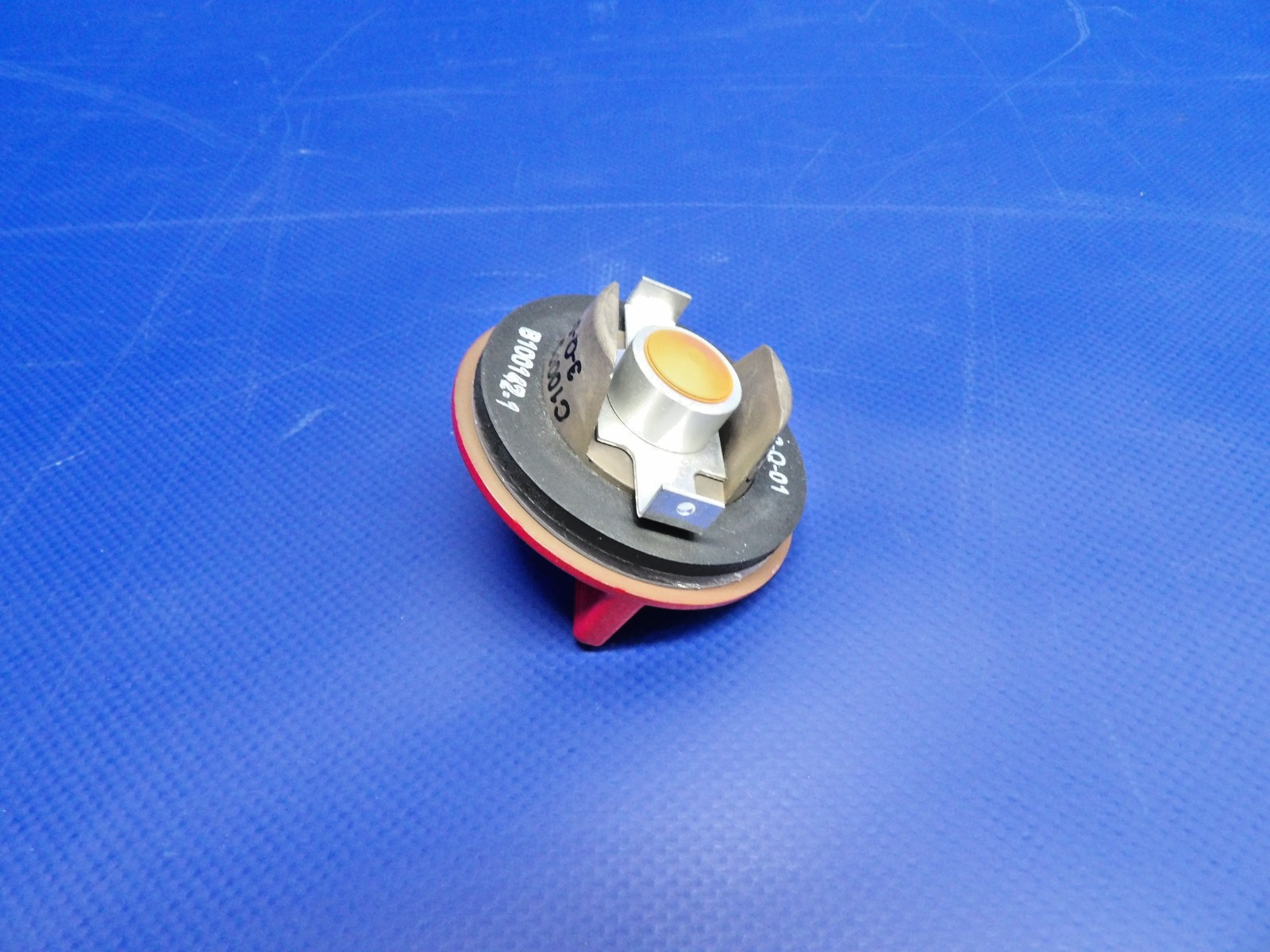 Cessna Fuel Filler Cap w/ 8130 P/N C156003-0101 NOS (0426-1227)14