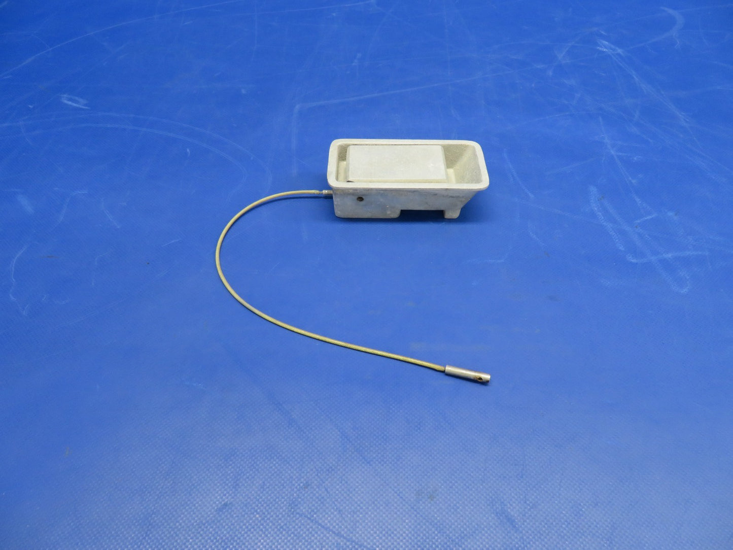 Rockwell Commander 112 Interior Cabin Door Handle LH P/N 40142-11 (0826-400)0