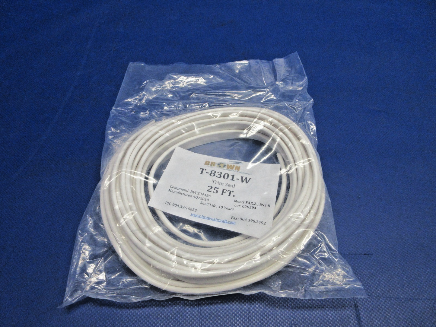Brown Aircraft Supply White Trim Seal P/N T-8301-W LOT OF 4 NOS (0426-761)5