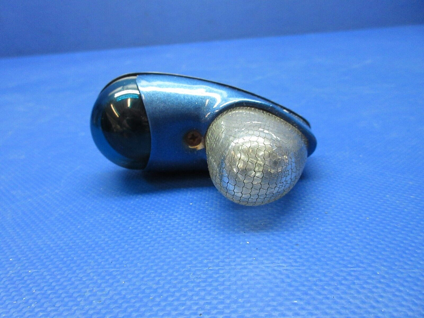 Bellanca 17-30A Viking Whelen Navigation Light RH P/N A427 TESTED (0524-1537)