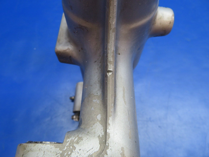 Piper PA-23-250 Aztec RH Main Gear Strut Housing 751-929, 31835-00 (0824-1772)