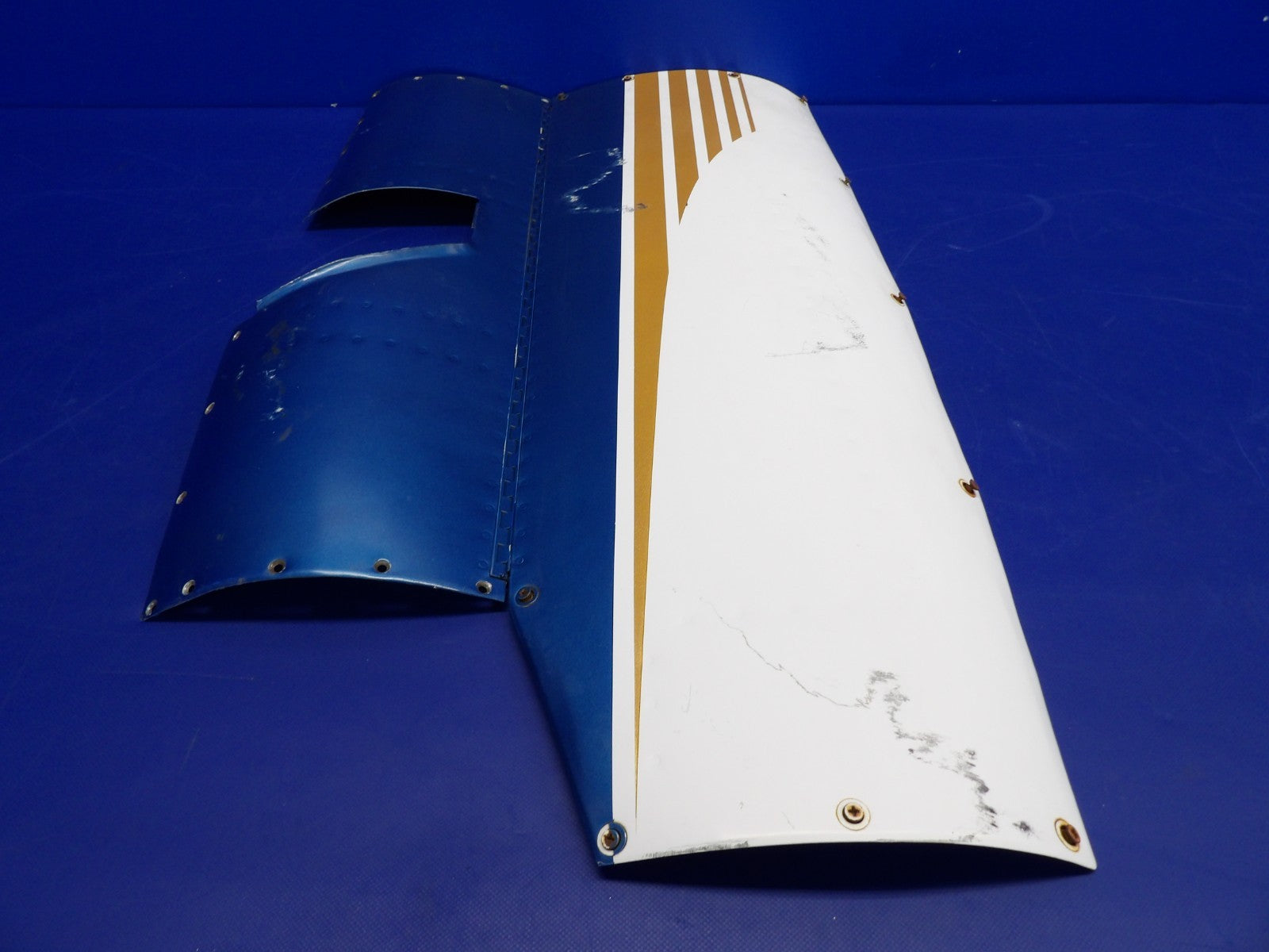 Cessna 421 Upper & LWR RH OTBD Engine Cowl Door P/N 5052020-202 (0726-1248)8
