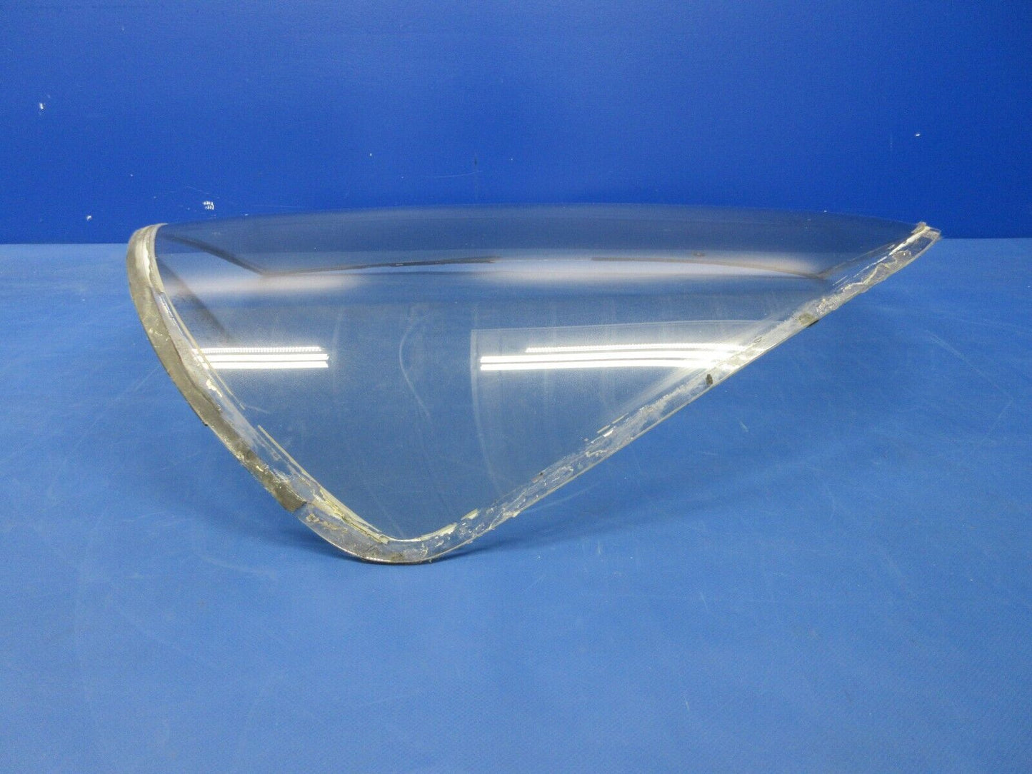 Piper PA-32RT-300T Lance II Left Windshield P/N 78271-05 w/ OAT Hole (0924-2102)