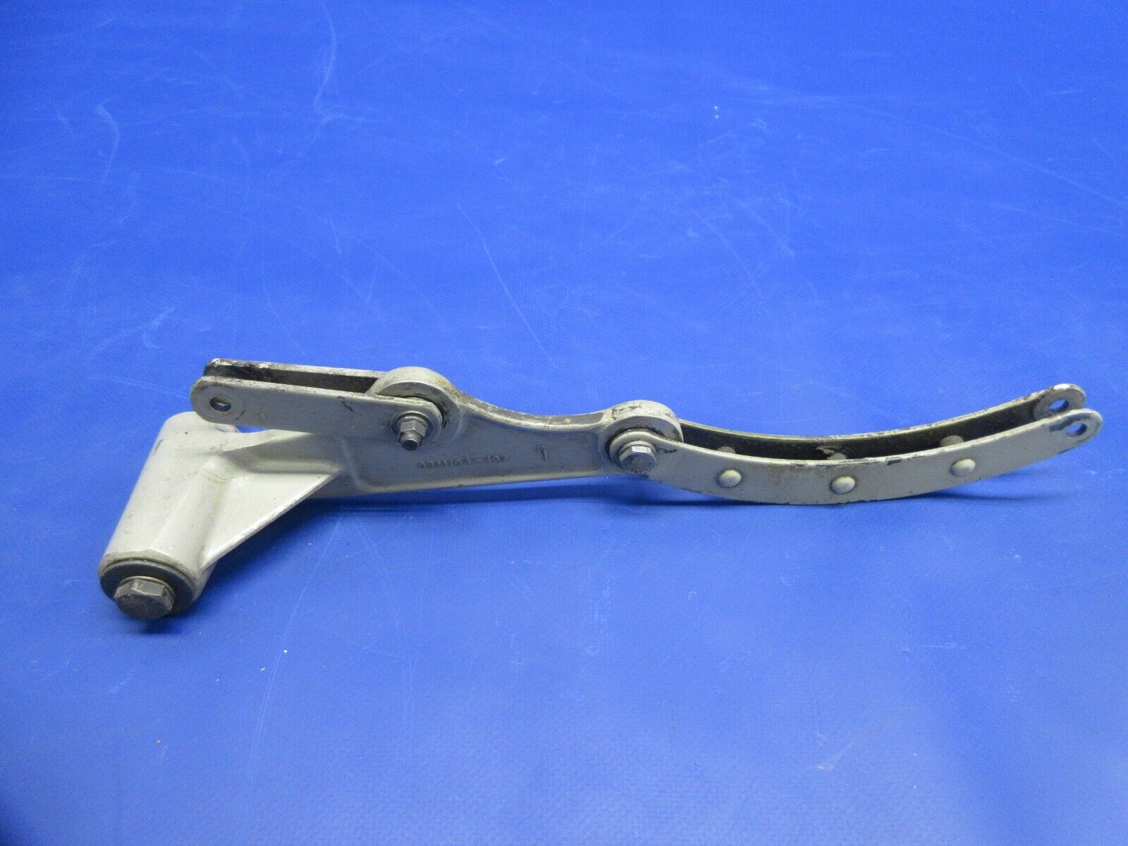 Cessna Main Gear Door Retraction Bellcrank Rocker Arm Link 0841104-3 ...