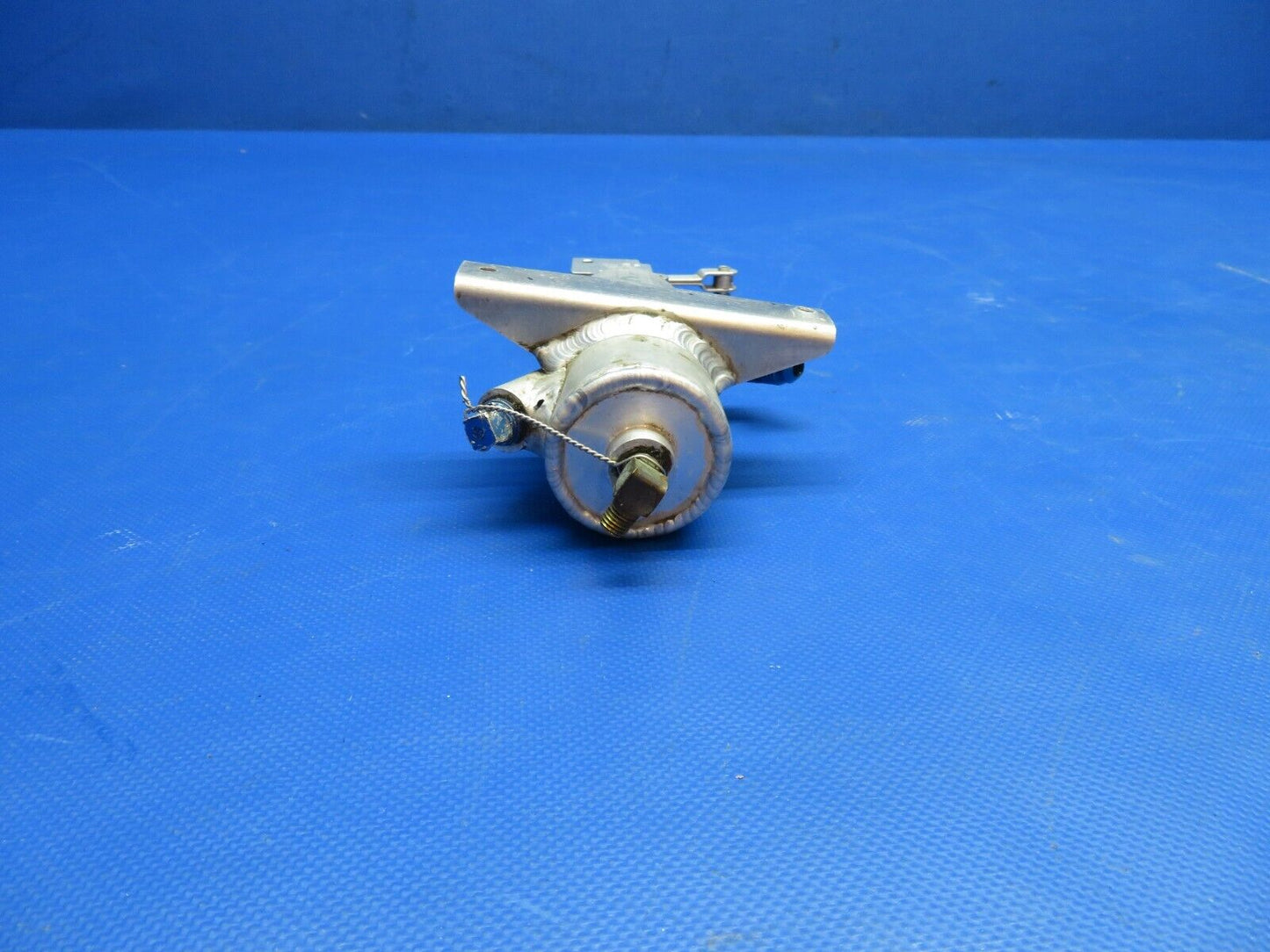 Mooney M20E Hydraulic Brake Reservoir Assy w/ Scott Valve P/N 7309  (0824-1733)