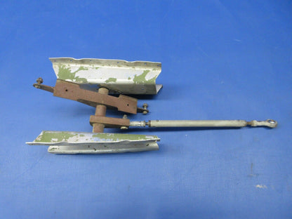 Cessna 210 Aileron Bellcrank Assy LH w/ Brackets & Rod P/N 1221087-1 (0624-1328)