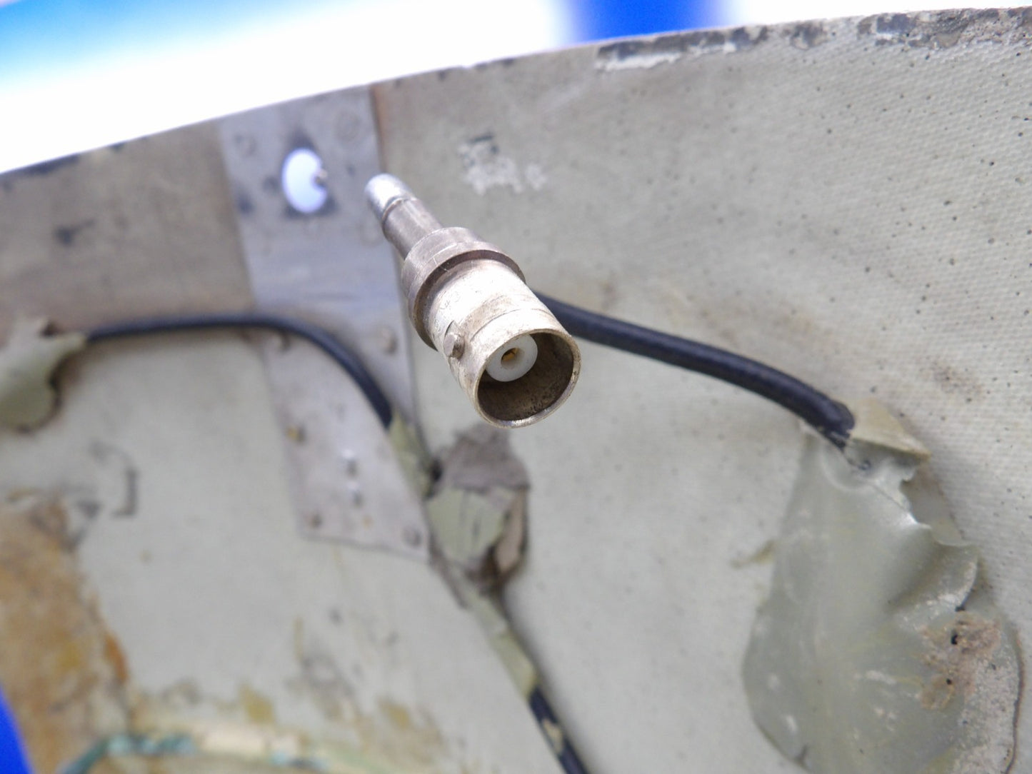 Cessna 421 Nose Cap / Nose Cone / Radome P/N 5113007-1 (0626-1496)10